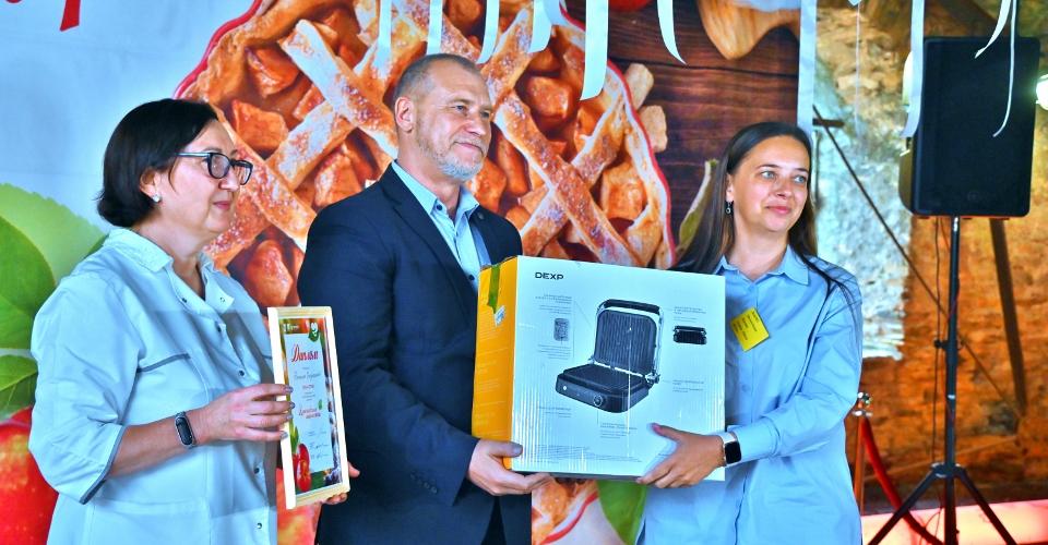 Наталья Зюзьгина стала Королевой шарлотки-2025