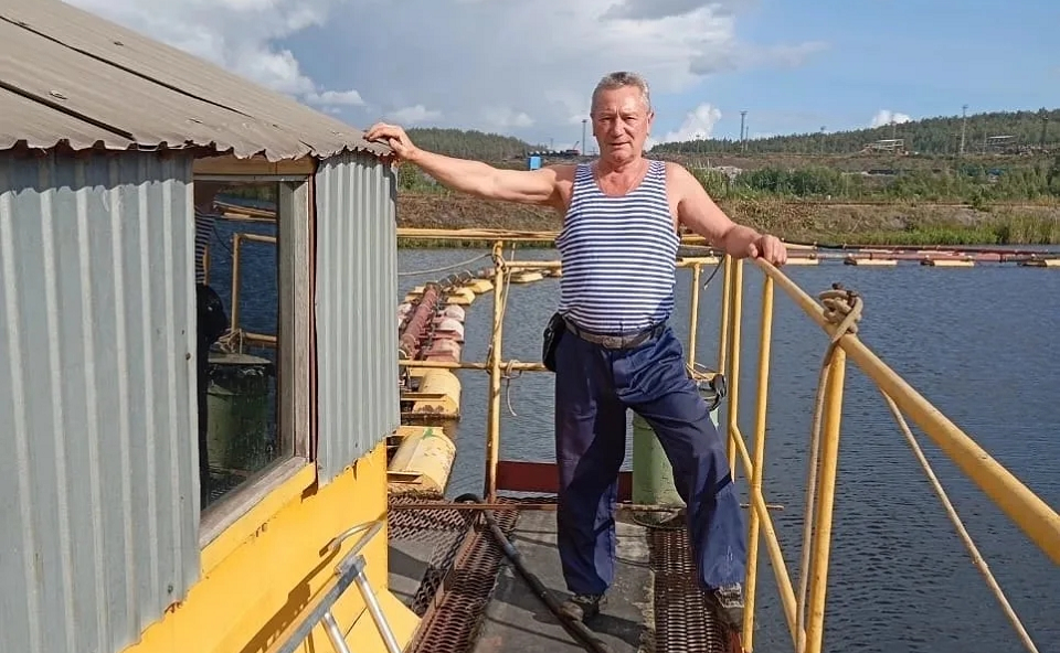 Бросил якорь в Полевском. Рассказывает машинист земснаряда энергоцеха СТЗ