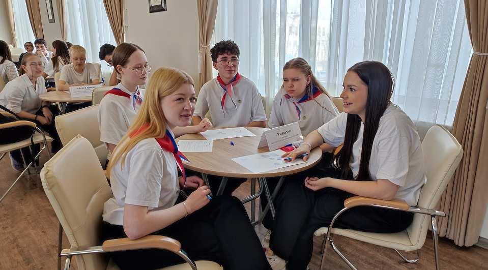 Во Дворце культуры СТЗ состоялось мероприятие проекта «Точка опоры»