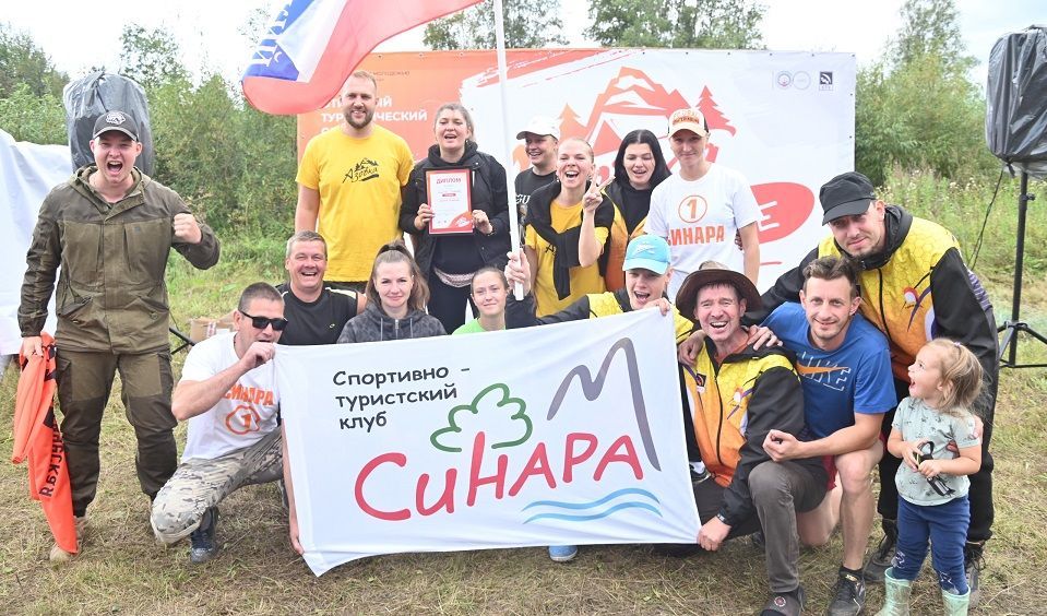 В северской "Азовке" победила команда "Синара"