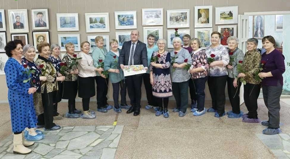 Глава Полевского Константин Поспелов встретился с ветеранами ПКЗ