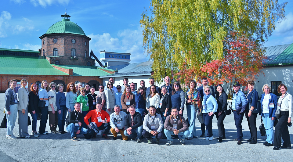 Директора школ со всей России увидели СТЗ