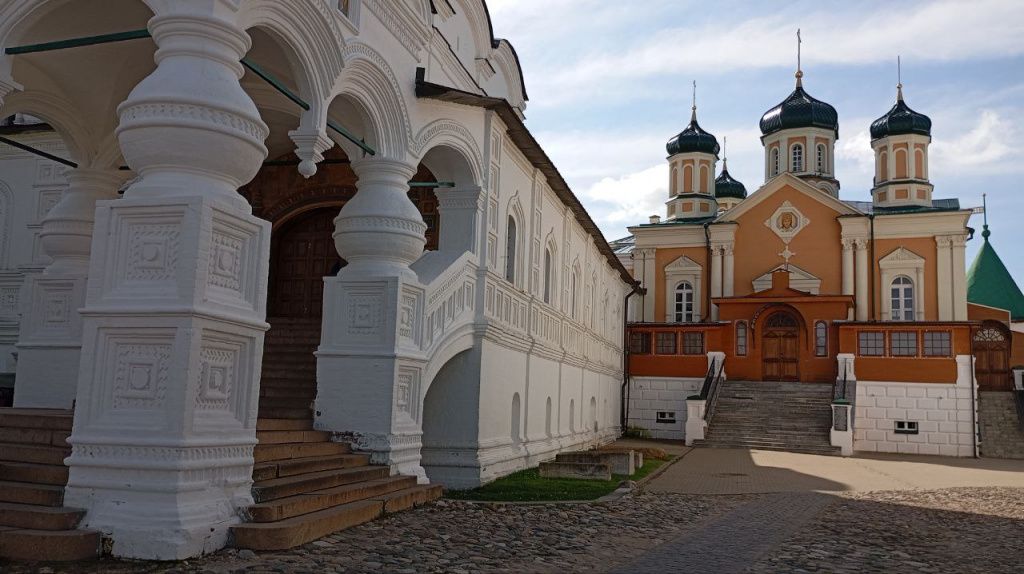 Ипатьевский монастырь и усыпальница Годуновых photo_2025-08-15_11-50-02.jpg