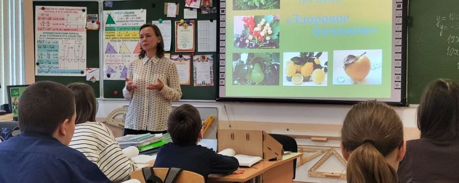 Против инфекций. Денис Паслер поручил усилить противоэпидемиологическую работу в учебных заведениях